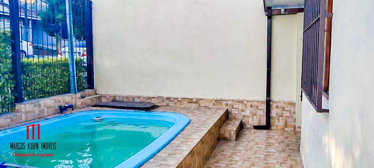 3aa03605-a8a5-49cc-b95f-8612020fd395