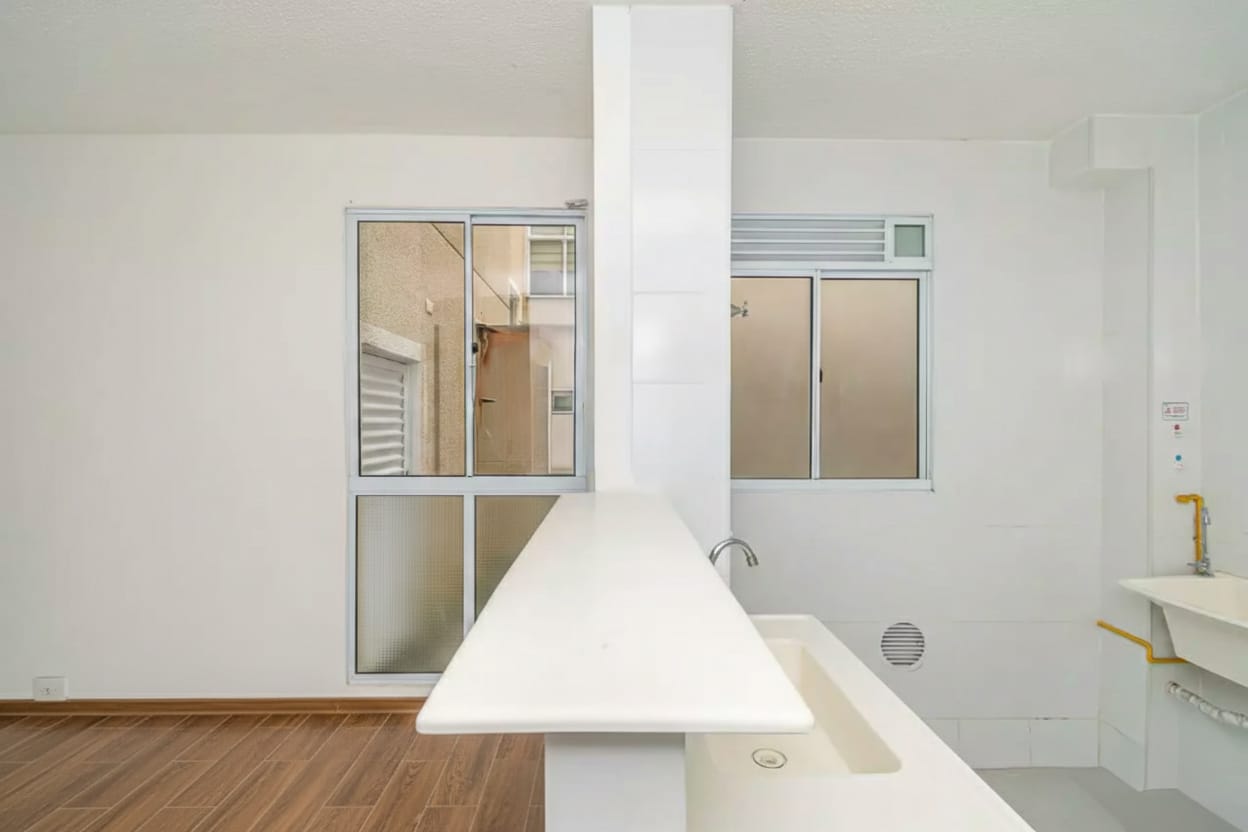 5f740307-e155-4093-9587-483792d43e94